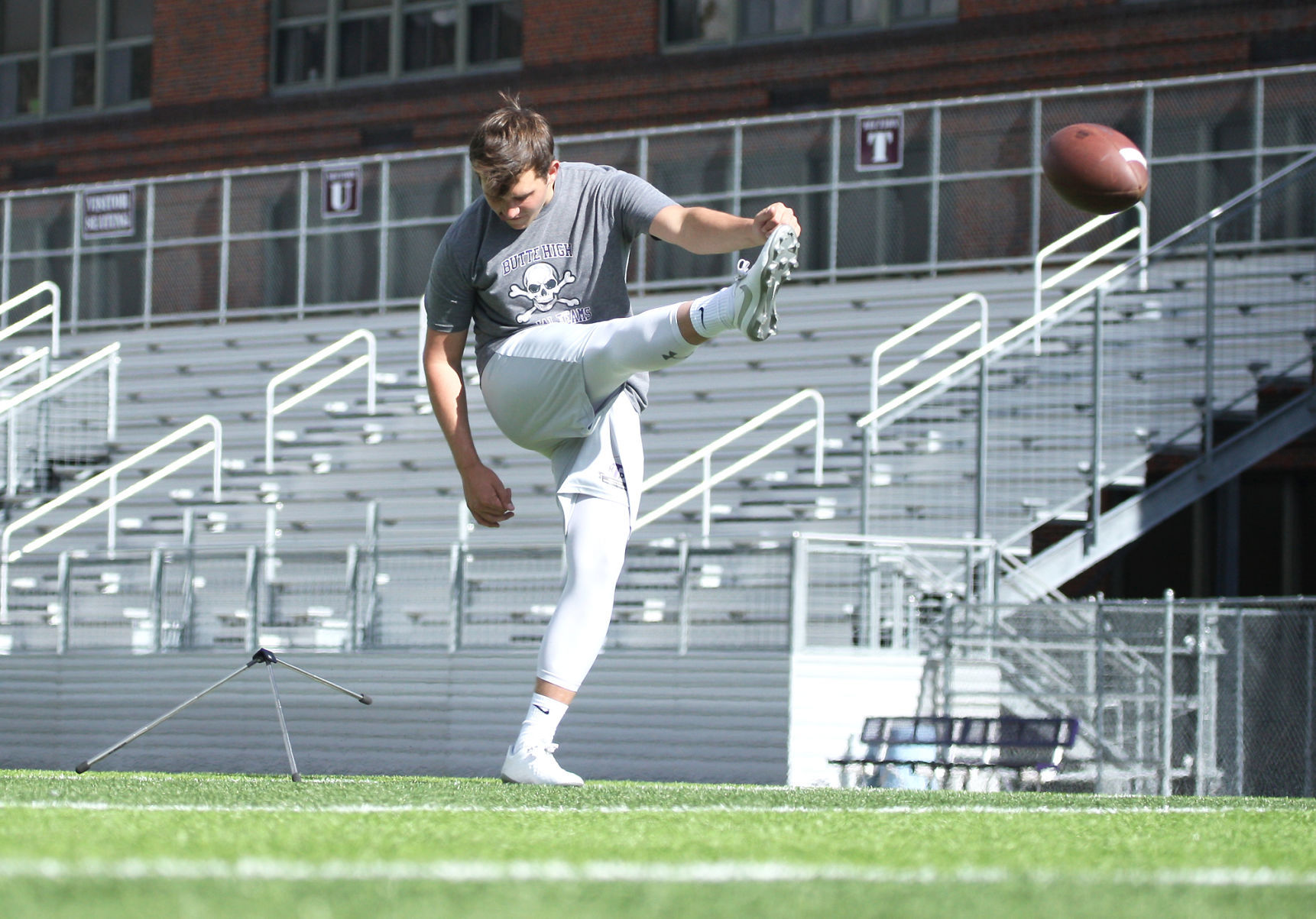 Casey Kautzman practice kick